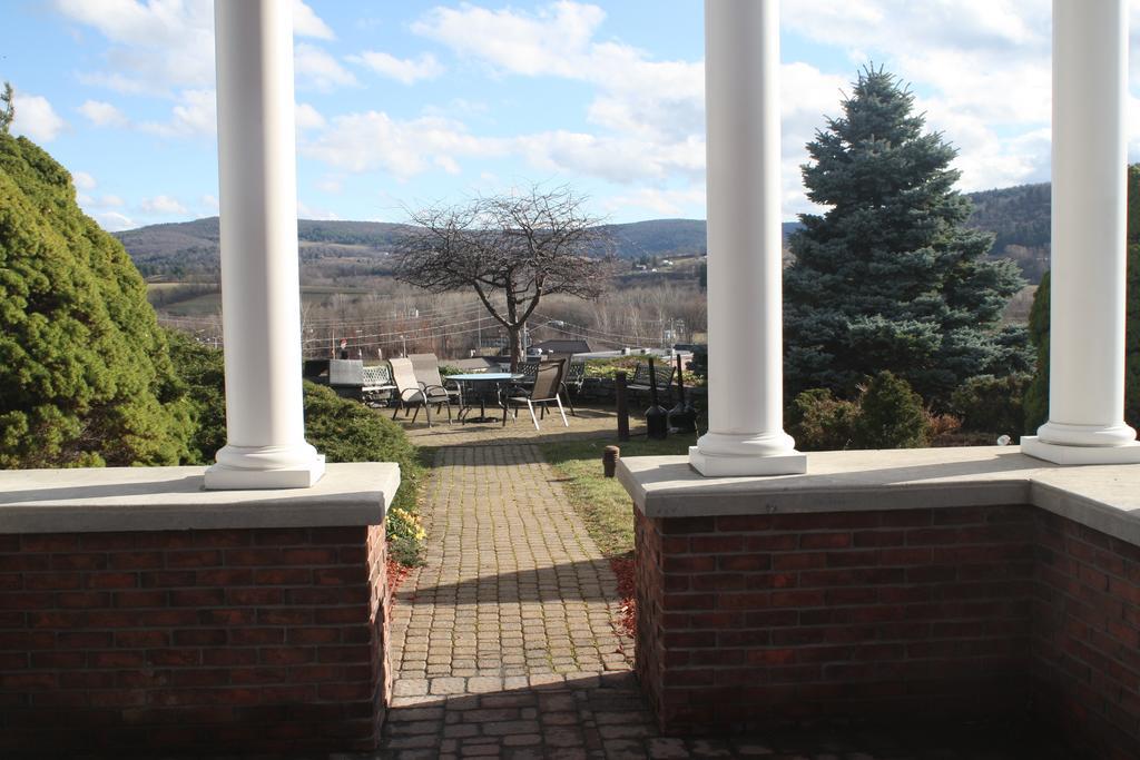 The Inn At Cobleskill מראה חיצוני תמונה