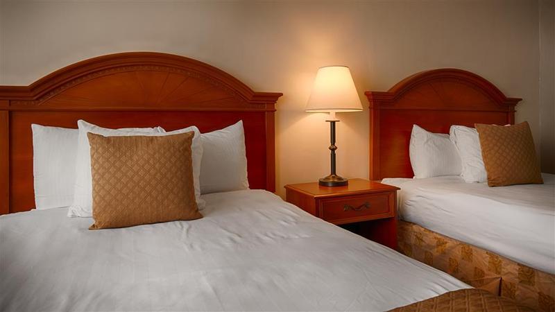 The Inn At Cobleskill מראה חיצוני תמונה