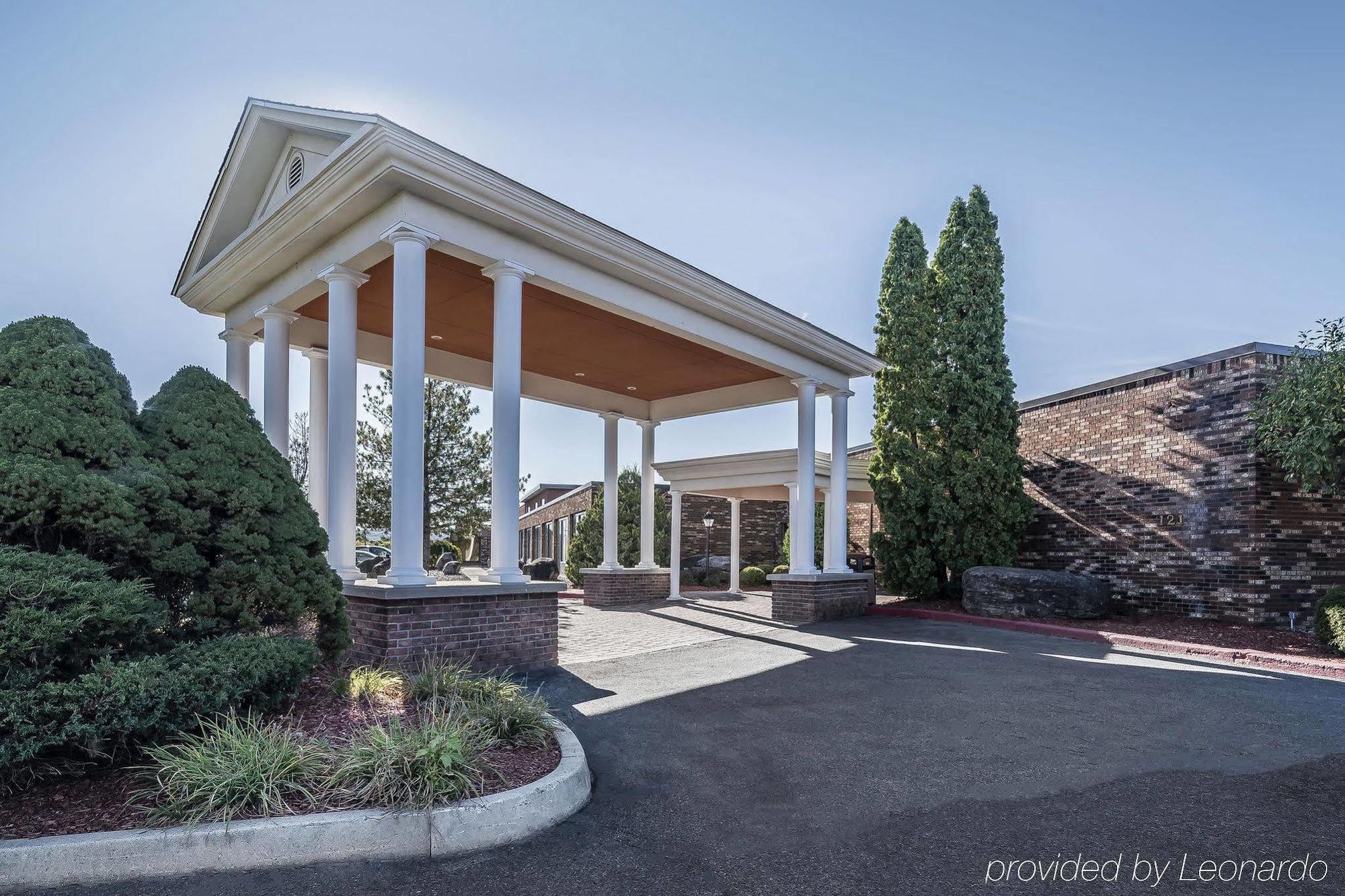 The Inn At Cobleskill מראה חיצוני תמונה