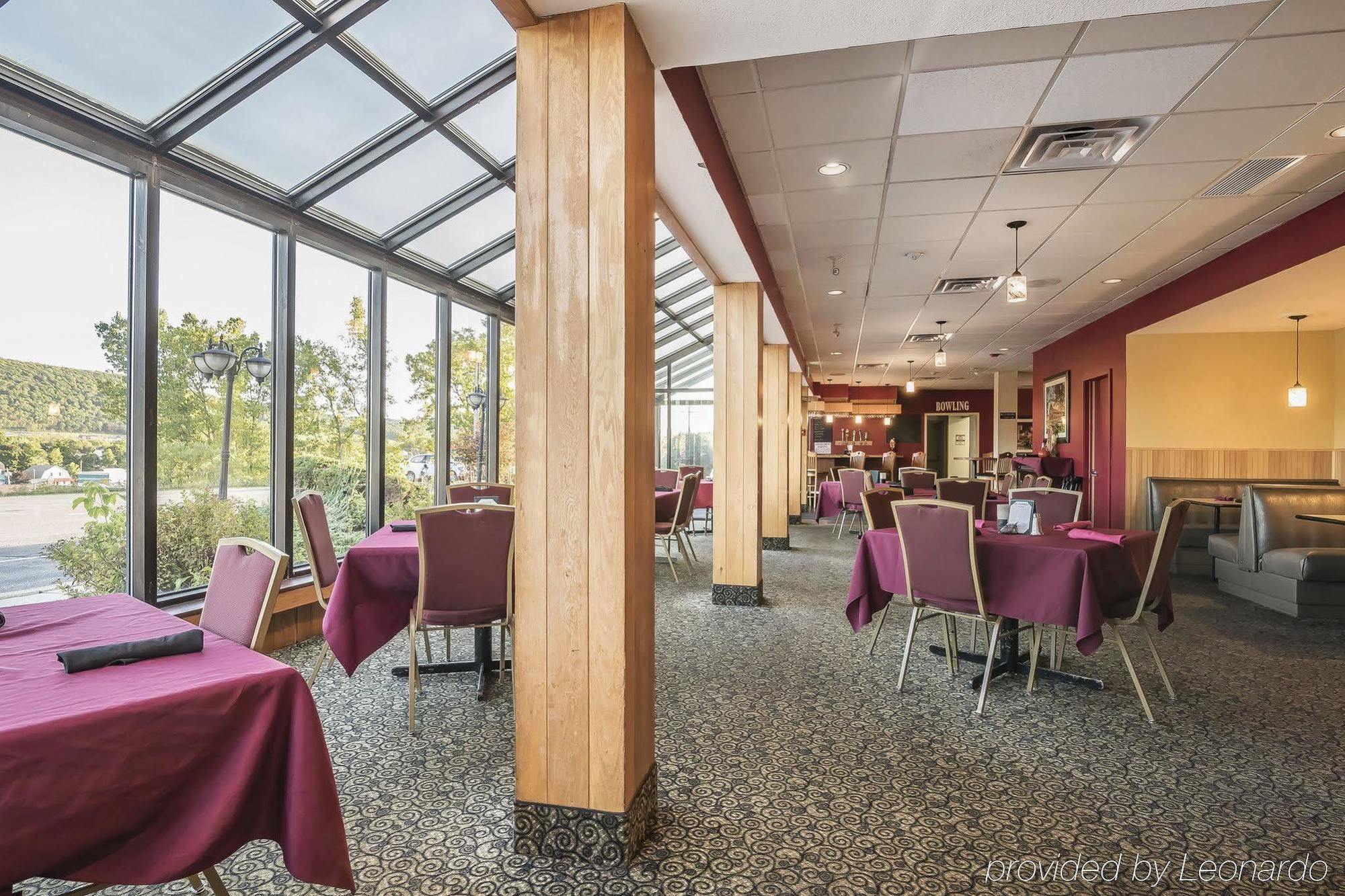 The Inn At Cobleskill מראה חיצוני תמונה